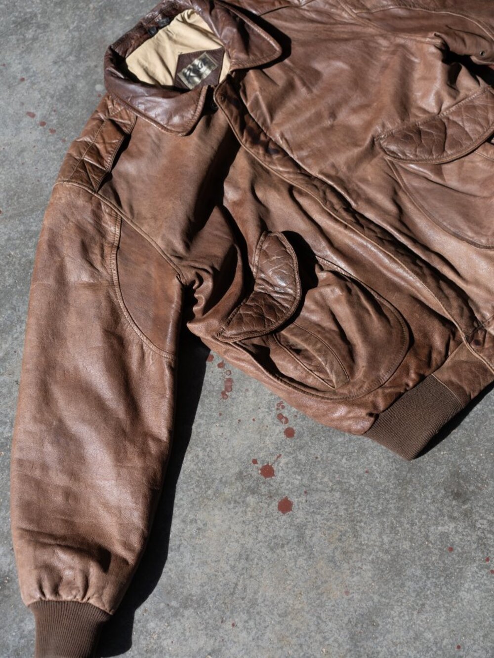 90s Leather Bomber Jacket - Picture 10 of 10